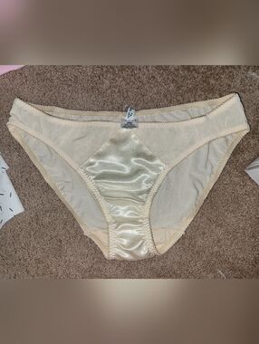 What Katie Did - Little Knickers